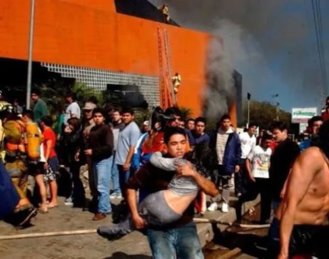 La desesperación se apoderó de la gente ese día-Foto Archivo